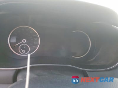 Zdjęcie 9 z 11 samochodu: 2022 GENESIS G70 2.0T VIN:KMTG34TA9NU086928 - miniatura