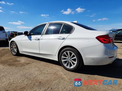 Drugie zdjęcie samochodu z przodu: 2016 BMW 320 XI VIN:WBA8E5G56GNU21783 - miniatura