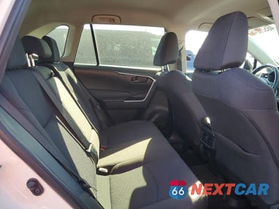 Zdjęcie 11 z 13 samochodu: 2022 TOYOTA RAV4 LE VIN:2T3K1RFV2NC188439 - miniatura