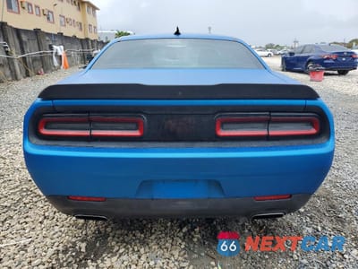 Zdjęcie 6 z 14 samochodu: 2016 DODGE CHALLENGER SXT VIN:2C3CDZAGXGH316937 - miniatura