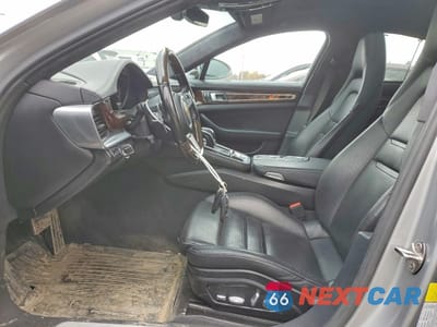 Zdjęcie 7 z 12 samochodu: 2019 PORSCHE PANAMERA TURBO S E-HYBRID VIN:WP0AH2A79KL147049 - miniatura