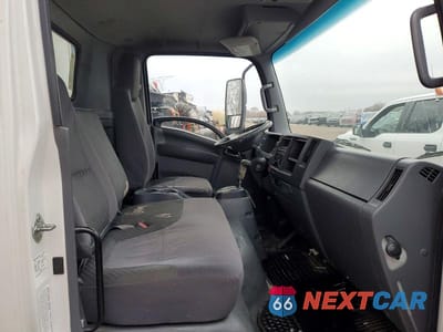 Zdjęcie 11 z 12 samochodu: 2014 ISUZU NPR DELIVERY TRUCK VIN:JALB4W171E7400660 - miniatura