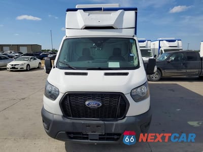 Piąte zdjęcie samochodu w środku: 2022 FORD TRANSIT DELIVERY TRUCK VIN:1FDBW5Z8XNKA01693 - miniatura