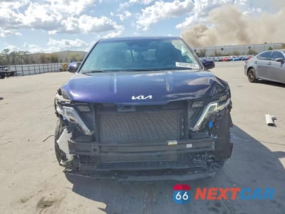 Piąte zdjęcie samochodu w środku: 2024 KIA CARNIVAL LX VIN:KNDNB4H30R6372132 - miniatura