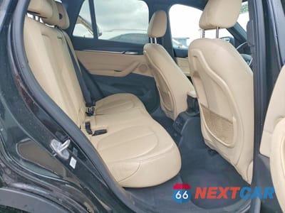 Zdjęcie 11 z 12 samochodu: 2017 BMW X1 XDRIVE28I VIN:WBXHT3Z37H4A65107 - miniatura