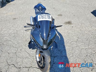 Piąte zdjęcie samochodu w środku: 2023 BMW S 1000 RR VIN:WB10E6300P6H63871 - miniatura