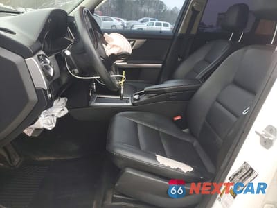 Zdjęcie 7 z 11 samochodu: 2015 MERCEDES-BENZ GLK 350 VIN:WDCGG5HB1FG429560 - miniatura