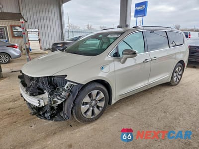 2017 CHRYSLER PACIFICA EHYBRID PLATINUM 2C4RC1N70HR710933 - główne zdjęcie licytacji z USA - miniatura