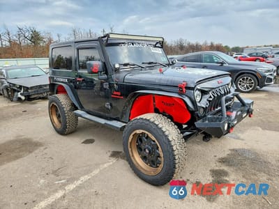 Czwarte zdjęcie samochodu z boku: 2007 JEEP WRANGLER SAHARA VIN:1J4FA54107L228512 - miniatura