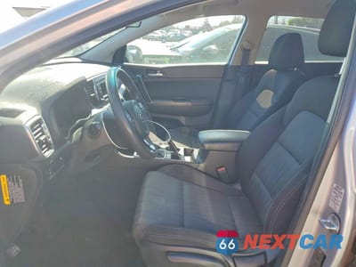 Zdjęcie 7 z 12 samochodu: 2017 KIA SPORTAGE LX VIN:KNDPMCAC5H7121235 - miniatura