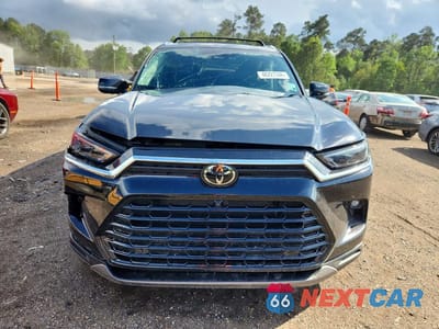 Piąte zdjęcie samochodu w środku: 2025 TOYOTA GRAND HIGHLANDER LIMITED VIN:5TDAAAB57SS079280 - miniatura