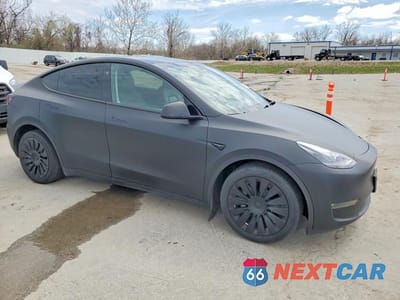 Czwarte zdjęcie samochodu z boku: 2024 TESLA MODEL Y VIN:7SAYGDEE7RA229686 - miniatura