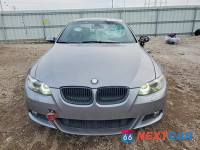 Piąte zdjęcie samochodu w środku: 2009 BMW 328 I VIN:WBAWB33519P138337 - miniatura