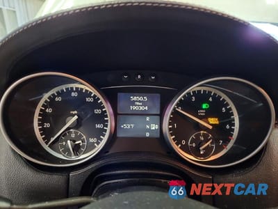 Zdjęcie 9 z 12 samochodu: 2011 MERCEDES-BENZ GL 450 4MATIC VIN:4JGBF7BE6BA676048 - miniatura