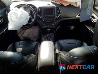 Zdjęcie 8 z 13 samochodu: 2019 JEEP CHEROKEE LATITUDE PLUS VIN:1C4PJLLB0KD439284 - miniatura