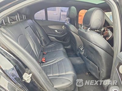 Zdjęcie 10 z 12 samochodu: 2015 MERCEDES-BENZ C 300 4MATIC VIN:55SWF4KB1FU074597 - miniatura