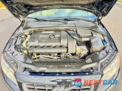 Zdjęcie 7 z 10 samochodu: 2013 VOLVO XC70 T6 VIN:YV4902BZ2D1153250 - miniatura