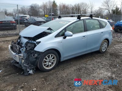2013 TOYOTA PRIUS V THREE JTDZN3EU3D3261696 - główne zdjęcie licytacji z USA - miniatura