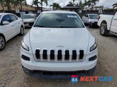 Piąte zdjęcie samochodu w środku: 2014 JEEP CHEROKEE SPORT VIN:1C4PJLAB9EW222151 - miniatura