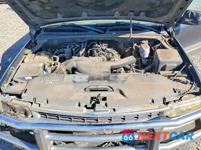 Zdjęcie 12 z 12 samochodu: 2005 CHEVROLET SUBURBAN C1500 VIN:3GNEC16Z95G119748 - miniatura