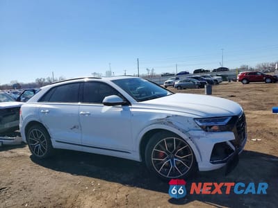 Czwarte zdjęcie samochodu z boku: 2019 AUDI Q8 PREMIUM PLUS S-LINE VIN:WA1EVAF10KD042123 - miniatura