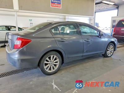 Trzecie zdjęcie samochodu z tyłu: 2012 HONDA CIVIC EX VIN:2HGFB2F82CH545082 - miniatura