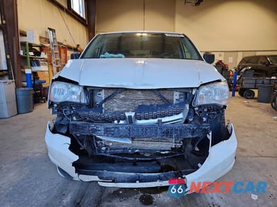 Piąte zdjęcie samochodu w środku: 2013 DODGE GRAND CARAVAN SE VIN:2C4RDGBG4DR698414 - miniatura