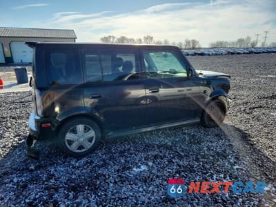 Trzecie zdjęcie samochodu z tyłu: 2004 SCION XB BASE VIN:JTLKT334740153310 - miniatura