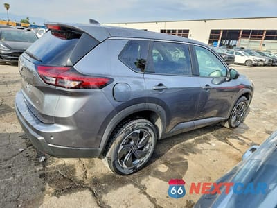 Trzecie zdjęcie samochodu z tyłu: 2025 NISSAN ROGUE SV VIN:5N1BT3BB0SC806630 - miniatura