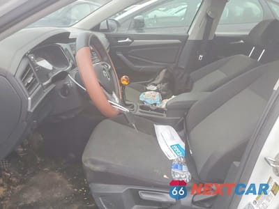 Zdjęcie 7 z 12 samochodu: 2019 VOLKSWAGEN JETTA S VIN:3VWN57BU1KM063749 - miniatura