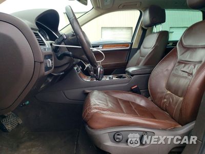 Zdjęcie 7 z 12 samochodu: 2011 VOLKSWAGEN TOUAREG V6 TDI VIN:WVGFK9BP4BD007298 - miniatura