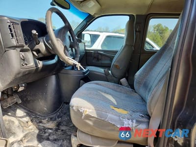 Zdjęcie 7 z 13 samochodu: 2004 CHEVROLET EXPRESS G3500 VIN:1GAHG39U841185381 - miniatura