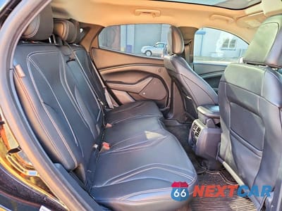 Zdjęcie 10 z 11 samochodu: 2021 FORD MUSTANG MACH-E PREMIUM VIN:3FMTK3SU2MMA43097 - miniatura