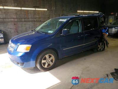 2010 DODGE GRAND CARAVAN 2D4RN5D1XAR134257 - główne zdjęcie licytacji z USA - miniatura