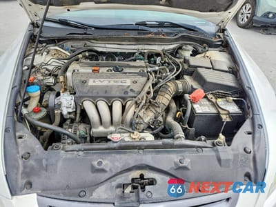 Zdjęcie 11 z 12 samochodu: 2004 HONDA ACCORD EX VIN:1HGCM56874A143301 - miniatura