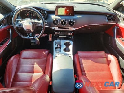 Zdjęcie 8 z 13 samochodu: 2020 KIA STINGER GT2 VIN:KNAE55LC5L6082817 - miniatura