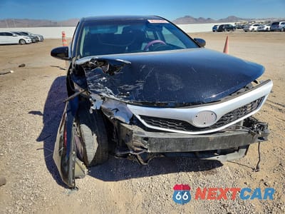 Piąte zdjęcie samochodu w środku: 2012 TOYOTA CAMRY SE VIN:4T1BF1FK5CU611625 - miniatura