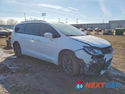 Czwarte zdjęcie samochodu z boku: 2020 CHRYSLER PACIFICA LIMITED VIN:2C4RC1GG1LR134923 - miniatura