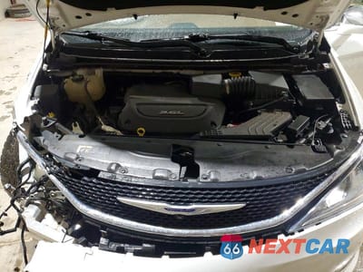 Zdjęcie 12 z 13 samochodu: 2017 CHRYSLER PACIFICA LIMITED VIN:2C4RC1GG8HR670520 - miniatura