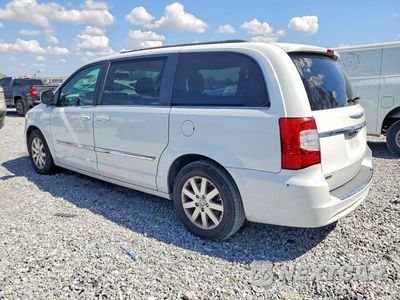 Drugie zdjęcie samochodu z przodu: 2016 CHRYSLER TOWN & COUNTRY TOURING VIN:2C4RC1BG4GR157870 - miniatura