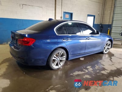 Trzecie zdjęcie samochodu z tyłu: 2018 BMW 330 XI VIN:WBA8D9C5XJA607664 - miniatura