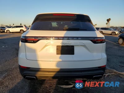 Zdjęcie 6 z 12 samochodu: 2019 PORSCHE CAYENNE VIN:WP1AA2AY4KDA14494 - miniatura