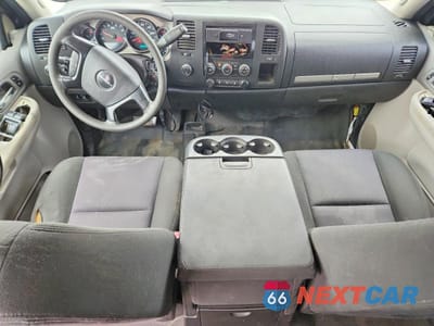 Zdjęcie 8 z 12 samochodu: 2010 GMC SIERRA K2500 HEAVY DUTY VIN:1GT4KZB67AF112780 - miniatura