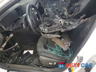 Zdjęcie 7 z 11 samochodu: 2020 BMW 330XI VIN:3MW5R7J04L8B06350 - miniatura