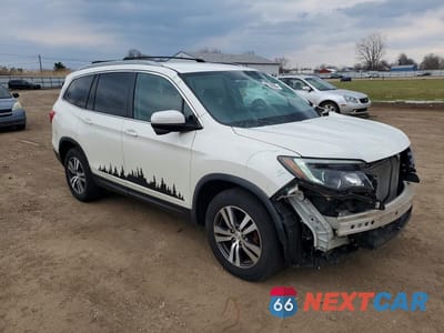 Czwarte zdjęcie samochodu z boku: 2018 HONDA PILOT EX VIN:5FNYF6H38JB071078 - miniatura