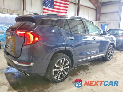 Trzecie zdjęcie samochodu z tyłu: 2018 GMC TERRAIN DENALI VIN:3GKALXEXXJL319747 - miniatura