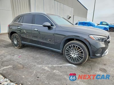 Czwarte zdjęcie samochodu z boku: 2023 MERCEDES-BENZ GLC 300 VIN:W1NKM4GB1PF057626 - miniatura