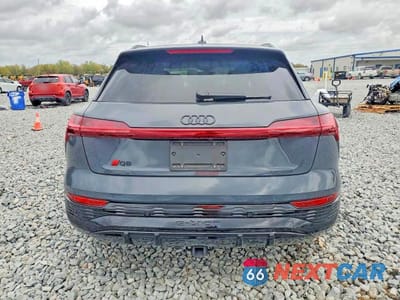 Zdjęcie 6 z 14 samochodu: 2024 AUDI Q8 E-TRON PRESTIGE VIN:WA16AAGE2RB025055 - miniatura