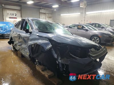 Czwarte zdjęcie samochodu z boku: 2023 FORD ESCAPE ACTIVE VIN:1FMCU9GN3PUB06304 - miniatura