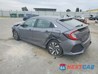 Drugie zdjęcie samochodu z przodu: 2018 HONDA CIVIC LX VIN:SHHFK7H20JU413511 - miniatura
